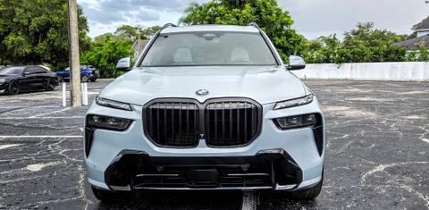 BMW X7 2024