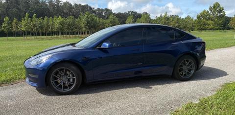Tesla Model 3 2023