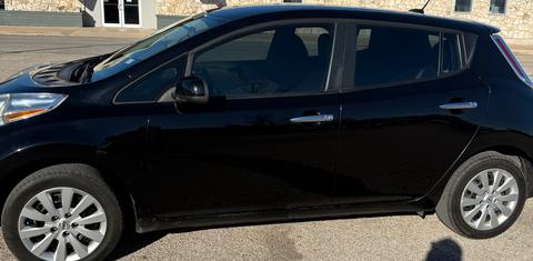 Nissan LEAF 2015