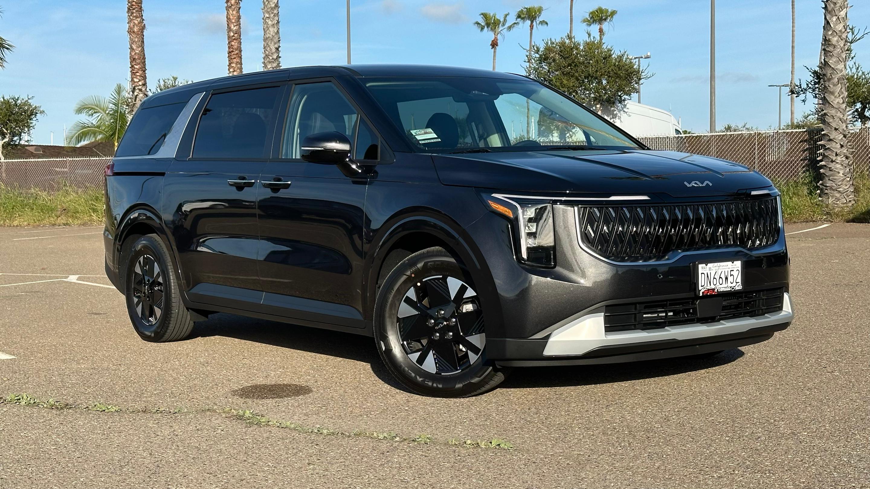 Kia Carnival Hybrid 2026 in San Diego, CA