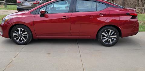 Nissan Versa 2025