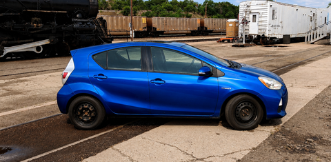 Toyota Prius c 2012