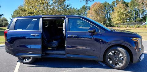 Kia Carnival Hybrid 2025