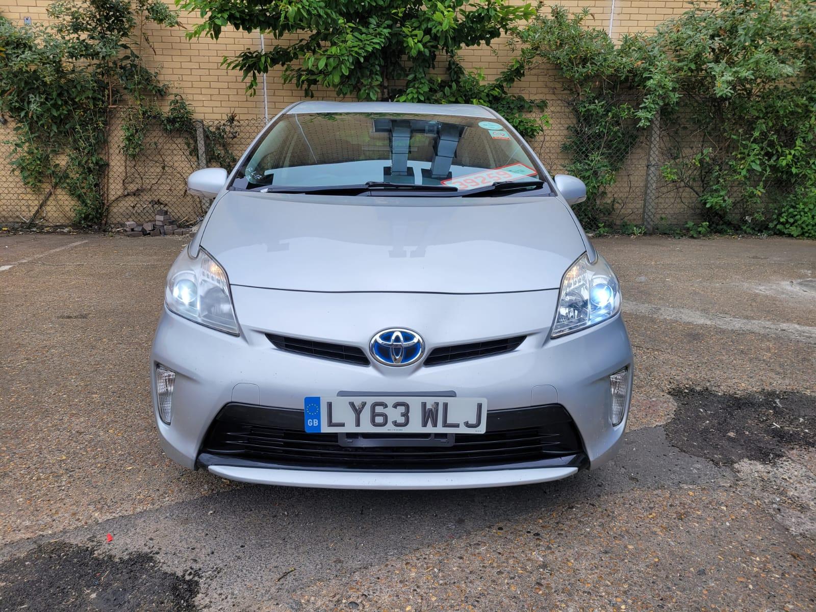 Toyota Prius 2013 in Dagenham