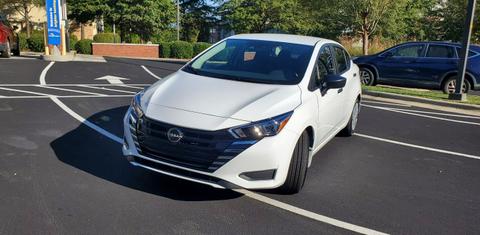 Nissan Versa 2023