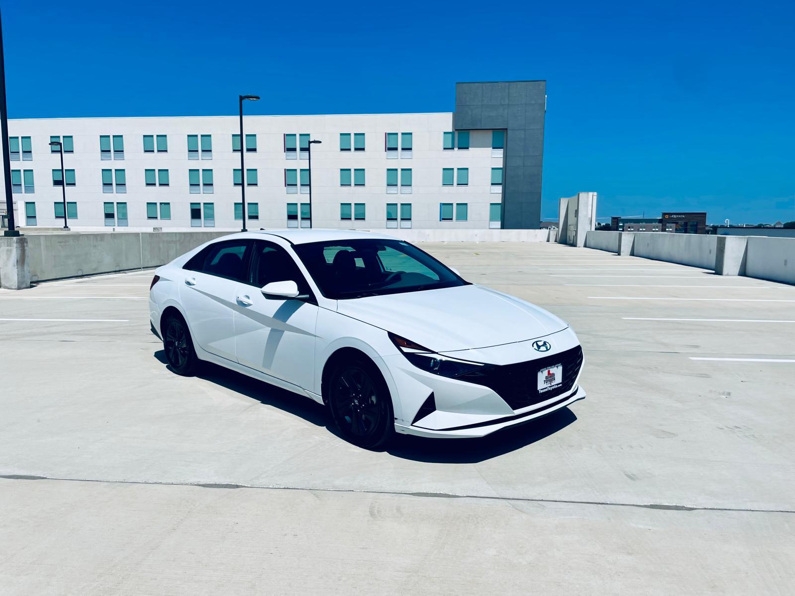 Hyundai Elantra 2023 in 