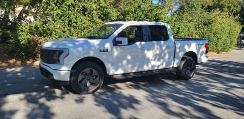 Ford F-150 Lightning 2025