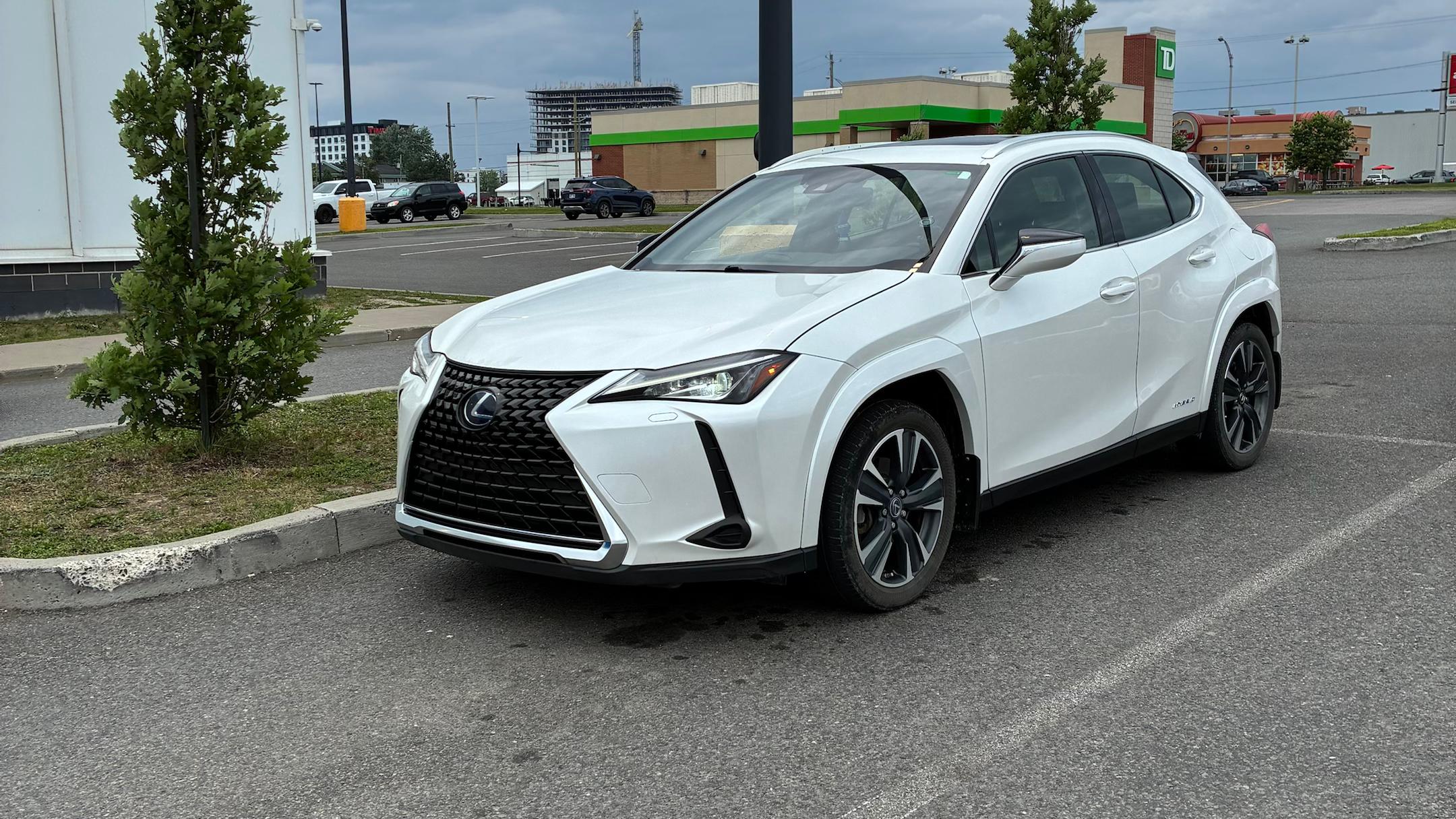 Lexus UX 2022 à Lévis, QC