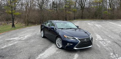 Lexus ES 2016