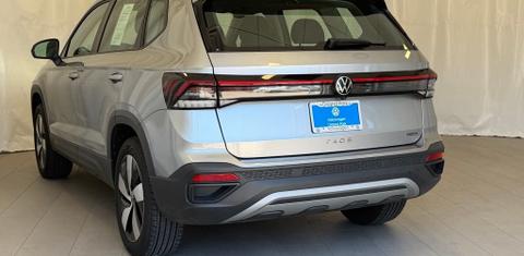 Volkswagen Taos 2025