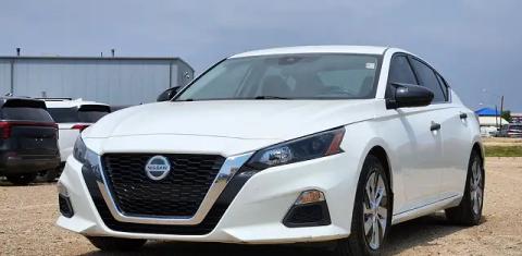 Nissan Altima 2022