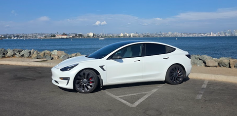 Tesla Model 3 2022