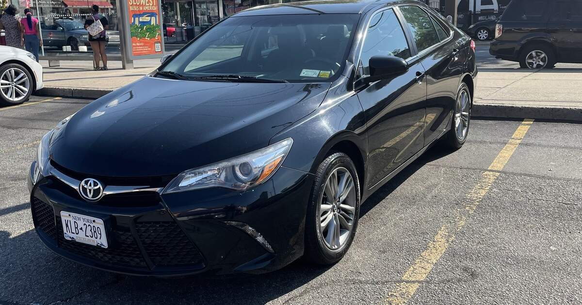 Toyota Camry 2017 rental in Queens Village, NY by Simone H. Turo