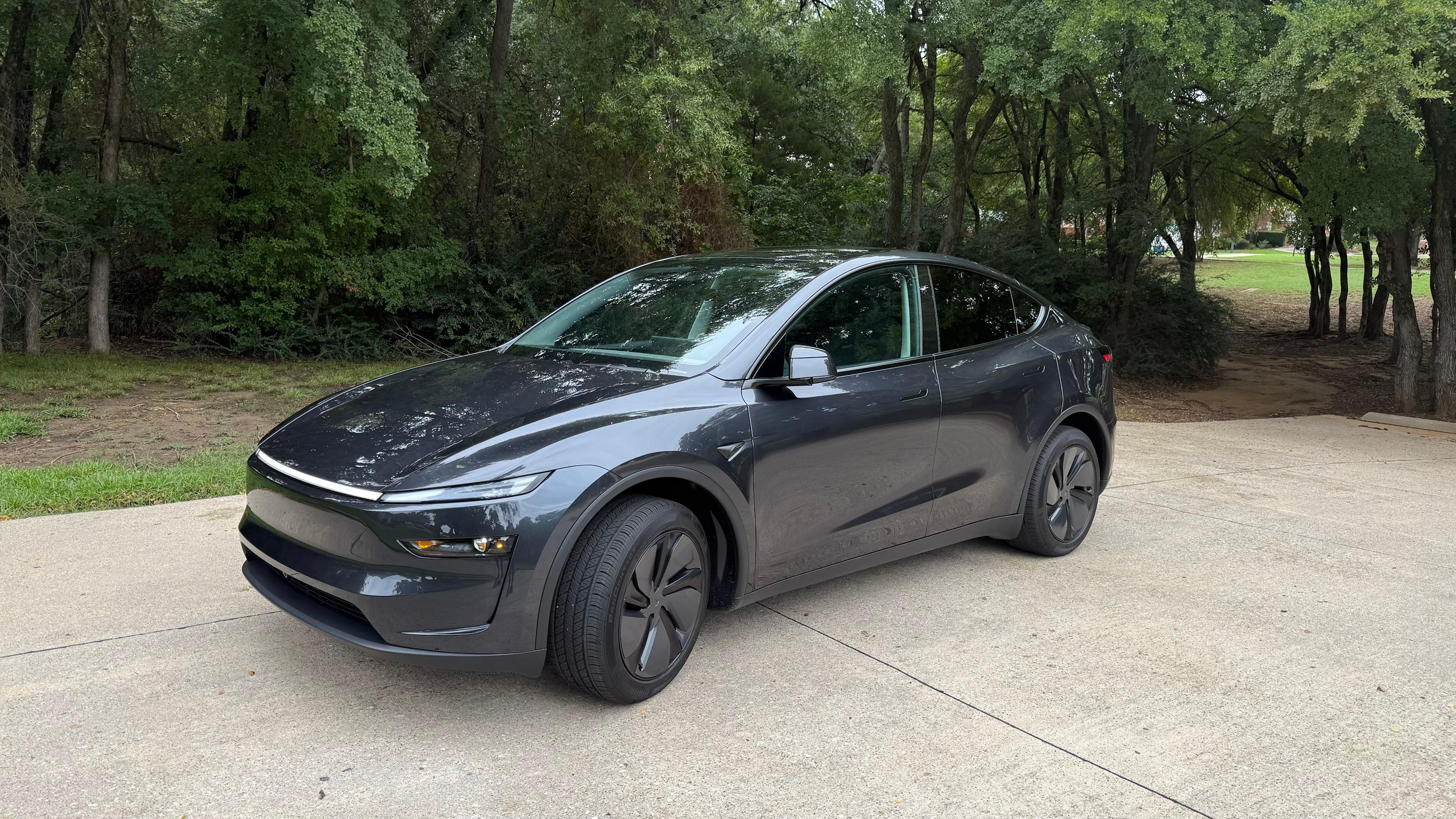 Tesla Model Y 2026 in Flower Mound, TX