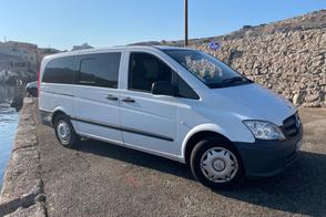 Mercedes-Benz V-Class car