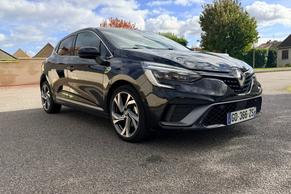 Renault CLIO V 2022 à Paris