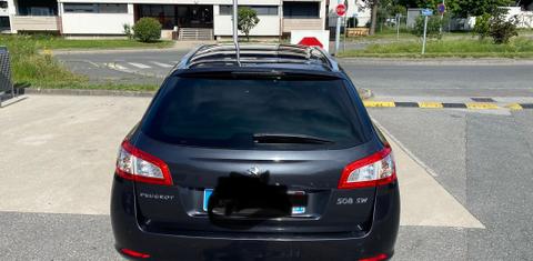 Peugeot 508 SW 2012
