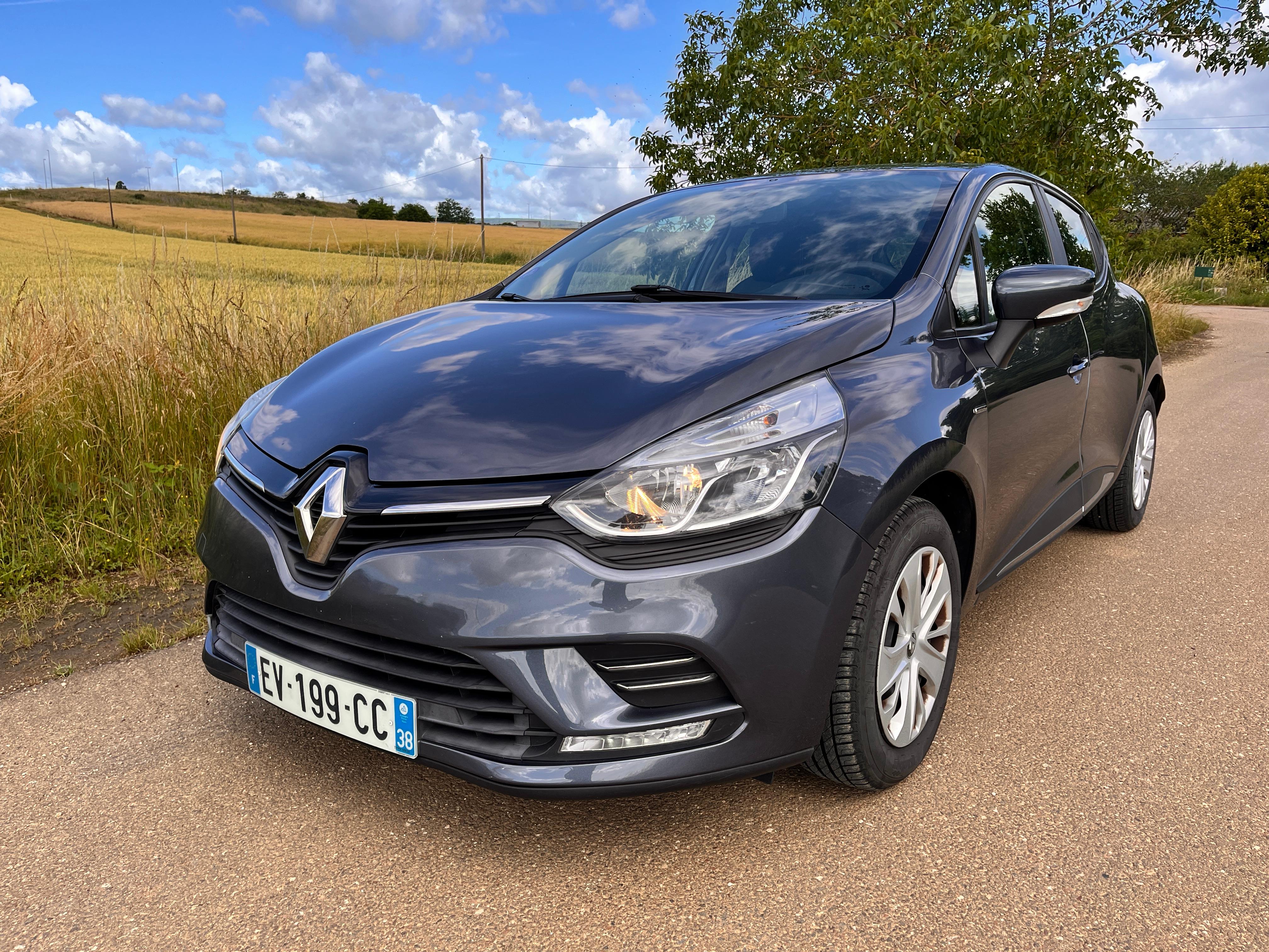 Renault CLIO IV 2018 à Dijon
