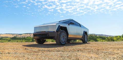Tesla Cybertruck 2025