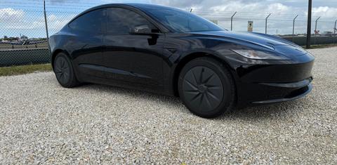 Tesla Model 3 2025