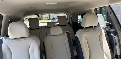 Kia Carnival 2025