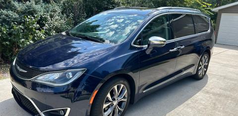 Chrysler Pacifica 2017