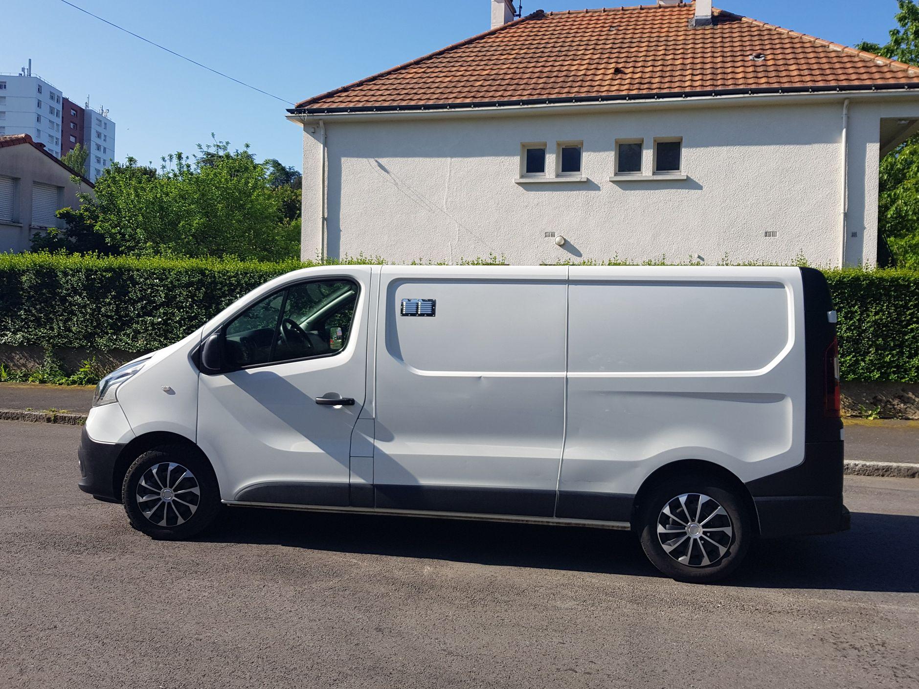 Renault TRAFIC III 2018 à Nantes