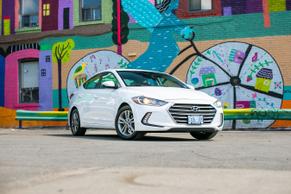 Hyundai Elantra 2017 à Toronto