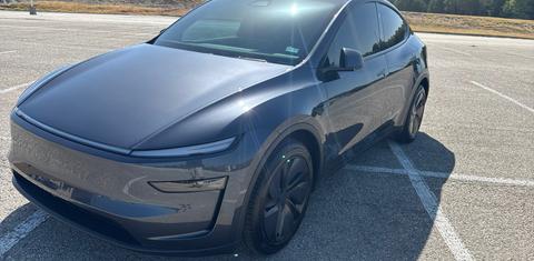 Tesla Model Y 2026