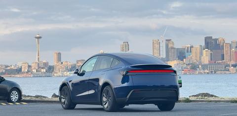 Tesla Model Y 2026