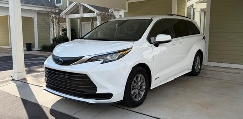 Toyota Sienna 2021