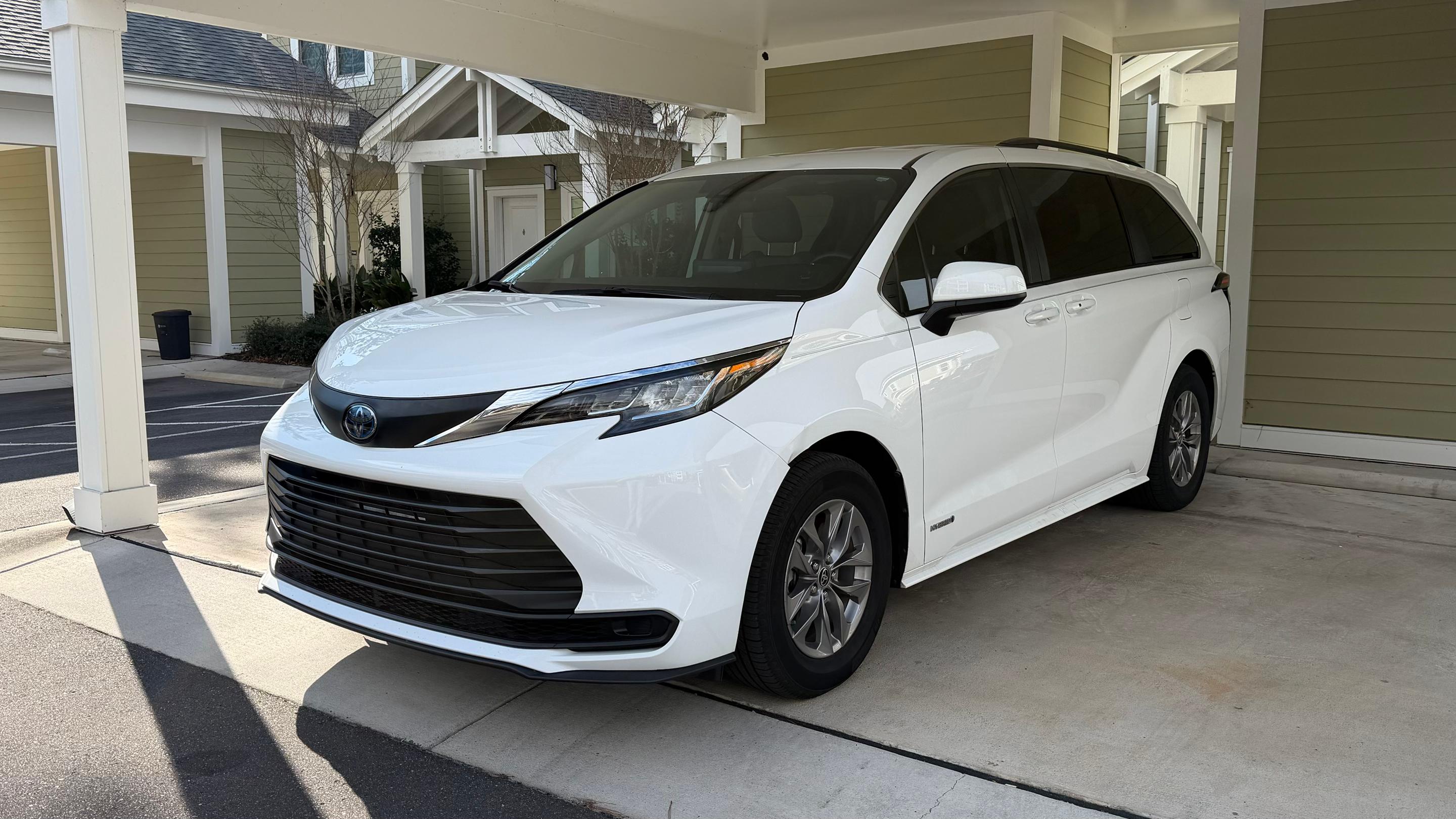 Toyota Sienna 2021 in Wilmington, NC