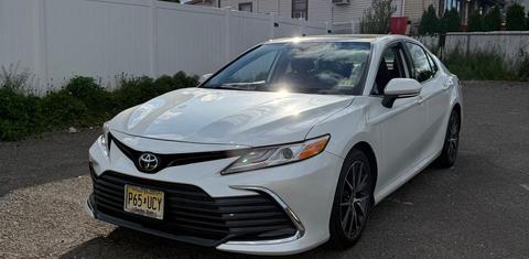 Toyota Camry 2021