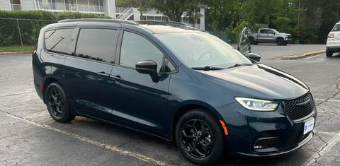 Chrysler Pacifica 2024