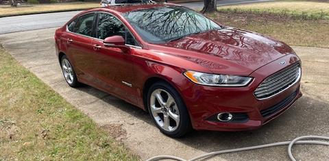 Ford Fusion Hybrid 2014