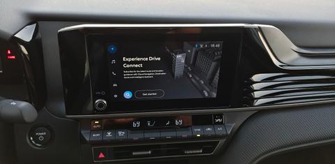 Toyota Camry Hybrid 2025