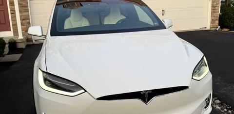 Tesla Model X 2018