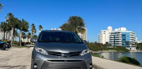 Toyota Sienna 2019