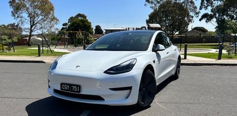Tesla MODEL 3 2023