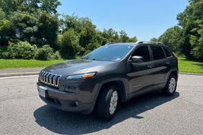 Jeep Cherokee car