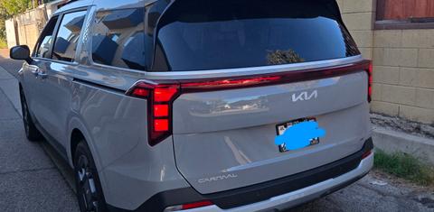 Kia Carnival Hybrid 2026