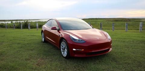 Tesla Model 3 2022