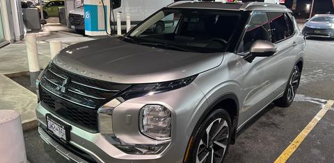 Mitsubishi Outlander 2024
