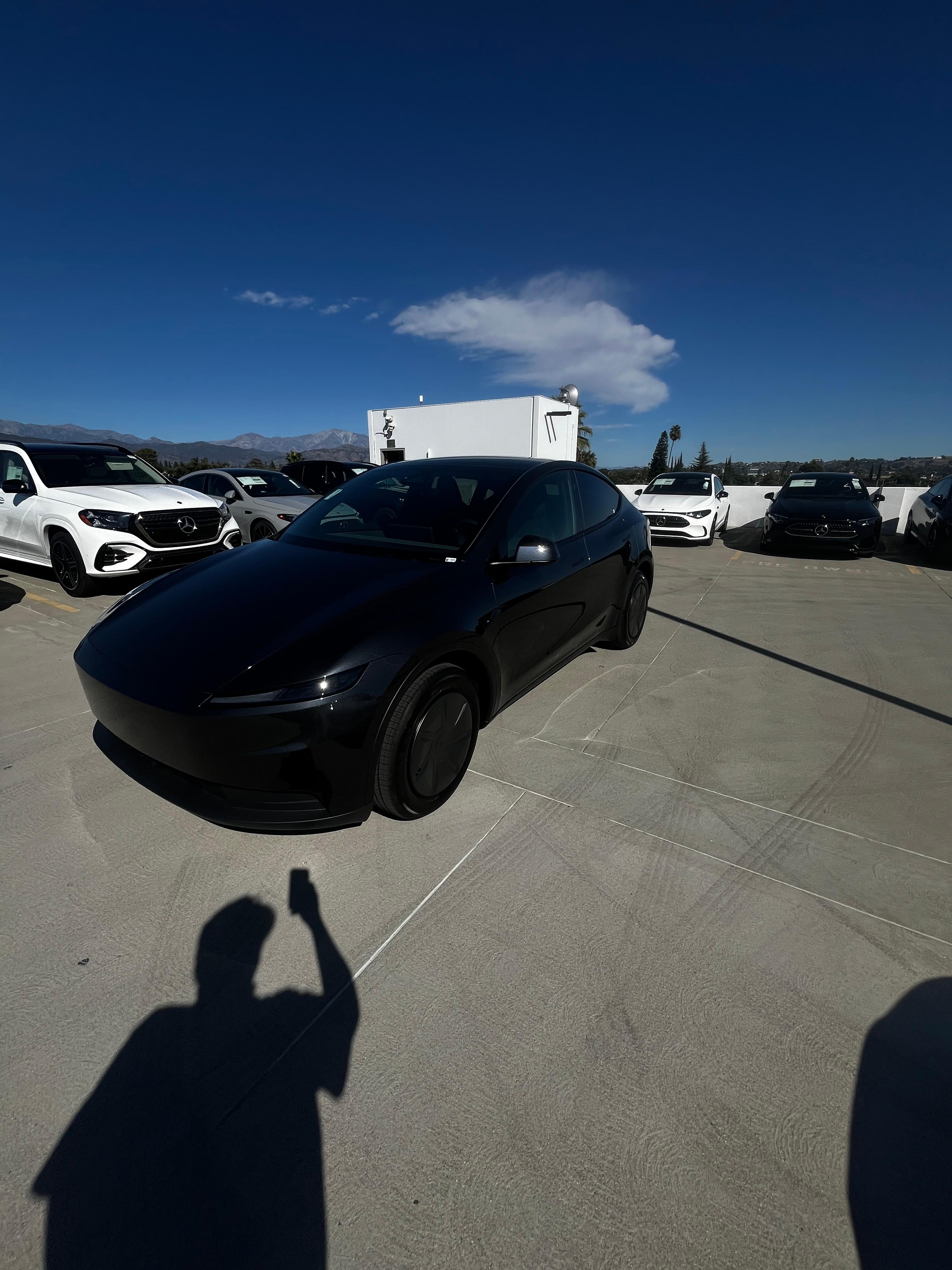 Tesla Model Y 2027 in West Covina, CA