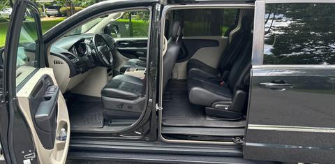 Chrysler Town & Country 2013