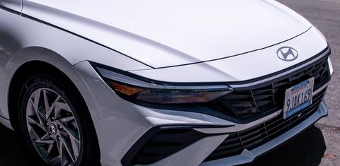 Hyundai Elantra 2024