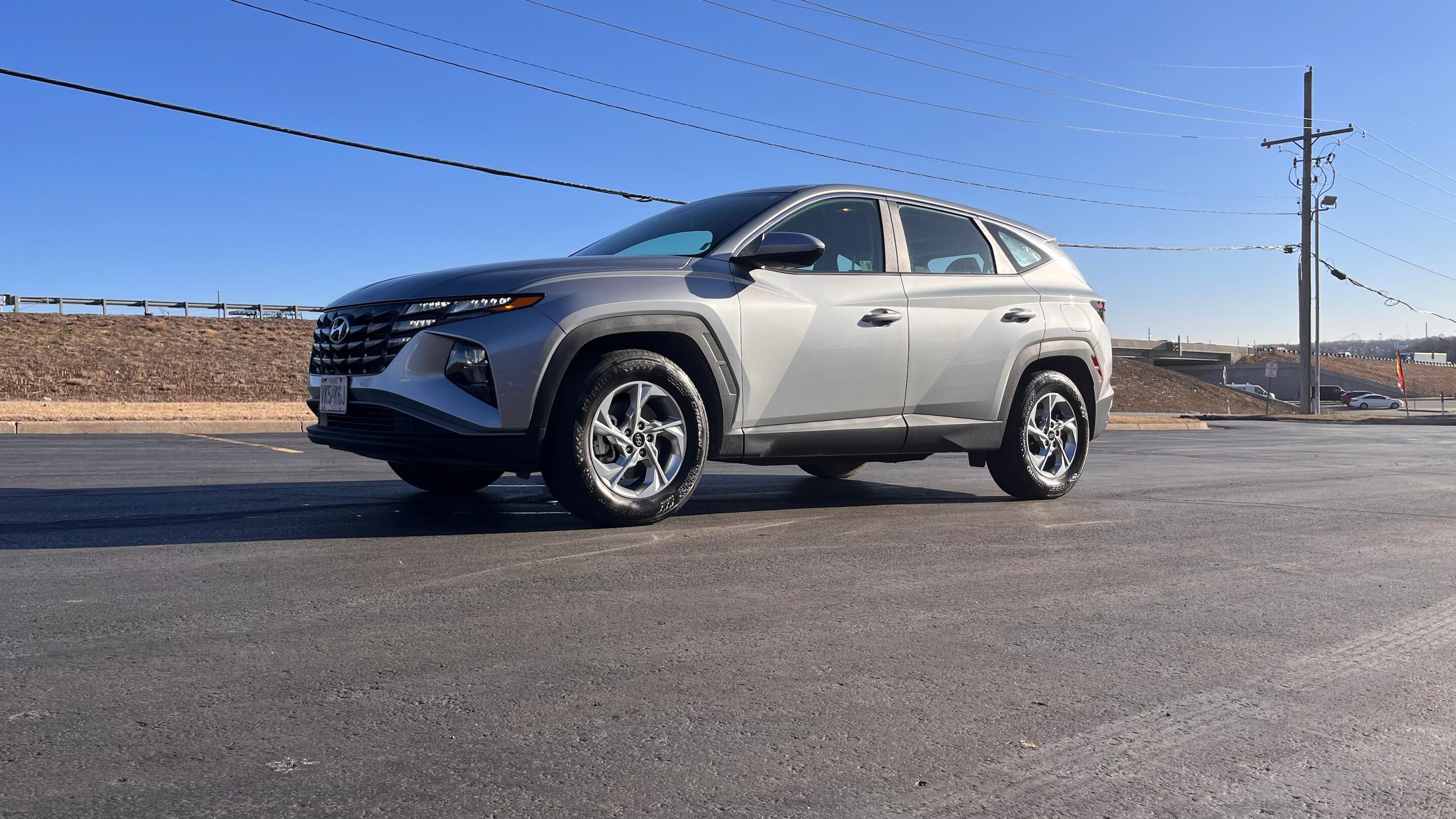 Hyundai Tucson 2024 in Pleasant Valley, MO