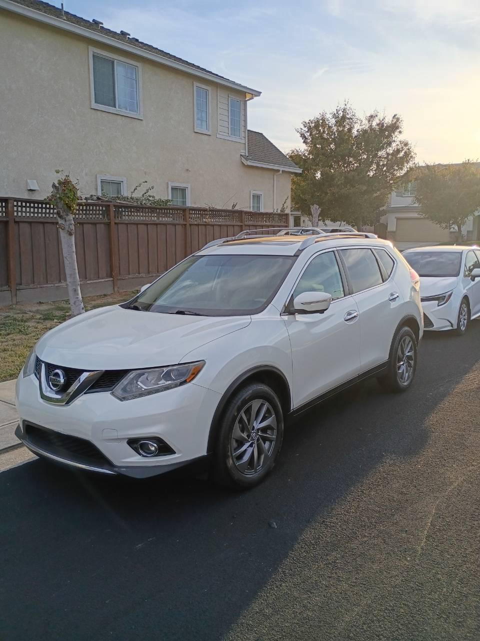 Nissan Rogue 2015 in Manteca, CA