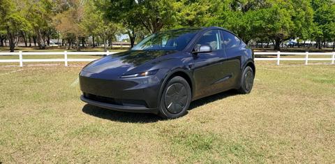Tesla Model Y 2026