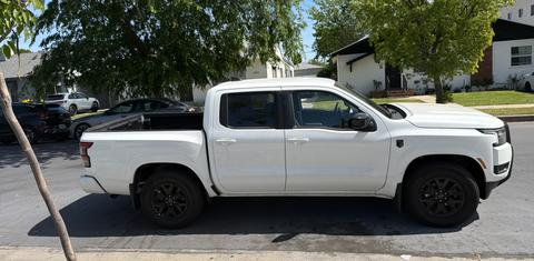 Nissan Frontier 2026